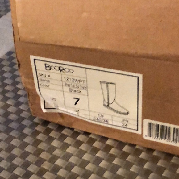 NWT BOOROO BOOTS🌺🌺❤️ 100% AUSTRALIAN WOOL - Picture 4 of 7